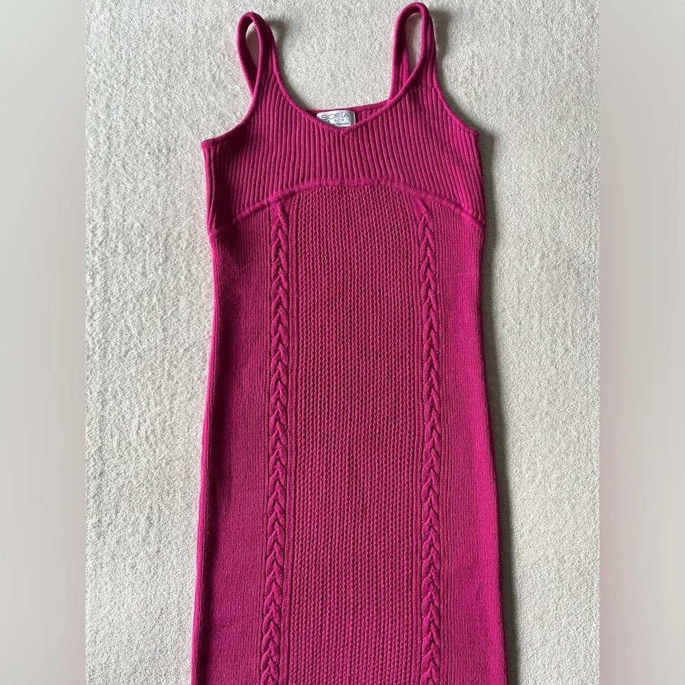 Hot Pink strappy, stretchy sweater dress. Sofia by Sofia Vergara. Women small